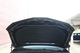 2019款丰田凯美瑞