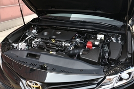 2019款丰田凯美瑞