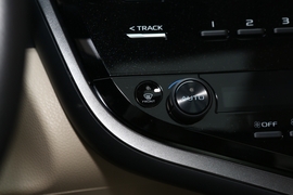 2019款丰田凯美瑞