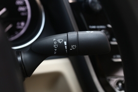 2019款丰田凯美瑞