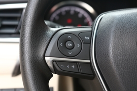 2019款丰田凯美瑞