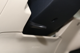 2019款丰田凯美瑞