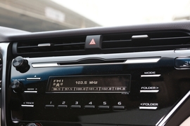 2019款丰田凯美瑞