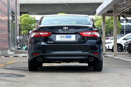 2019款丰田凯美瑞