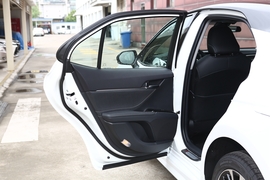 2019款丰田凯美瑞