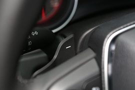 2019款丰田凯美瑞