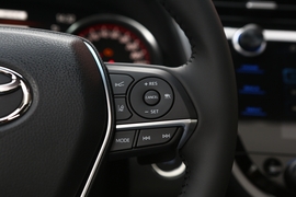 2019款丰田凯美瑞