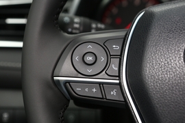 2019款丰田凯美瑞