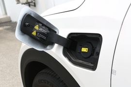 2020款合众新能源哪吒U400