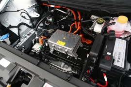 2020款合众新能源哪吒U400
