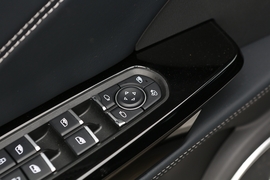 2020款合众新能源哪吒U400