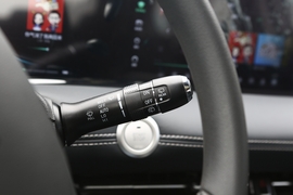 2020款合众新能源哪吒U400