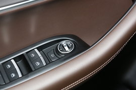 2020款奇瑞瑞虎8