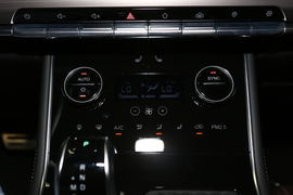 2020款奇瑞瑞虎8