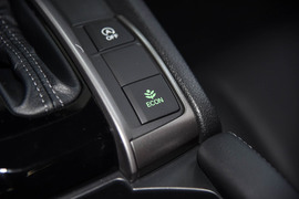 2021款本田思域两厢版