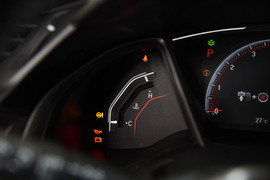 2021款本田思域两厢版