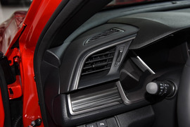 2021款本田思域两厢版