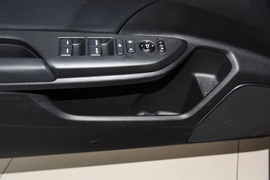 2021款本田思域两厢版