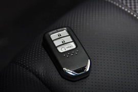 2021款本田思域两厢版