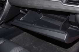 2021款本田思域两厢版