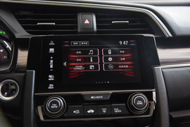 2021款本田思域两厢版