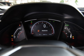 2021款本田思域两厢版