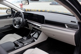 2020款起亚K5凯酷