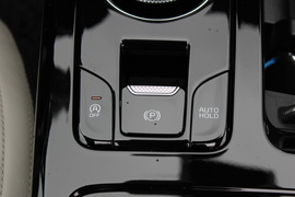 2020款起亚K5凯酷