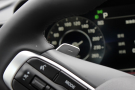 2020款起亚K5凯酷