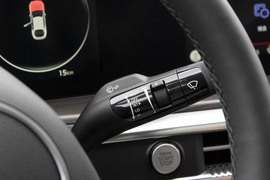 2020款起亚K5凯酷