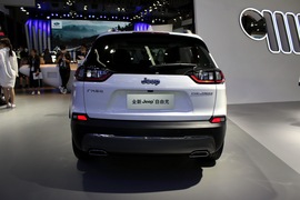   Jeep自由光 成都车展实拍