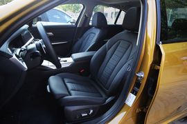 2020款宝马330i