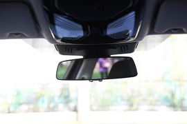 2020款宝马330i