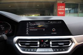 2020款宝马330i