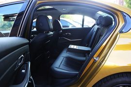 2020款宝马330i