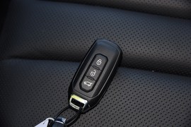 2020款福特领界S