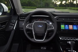 2020款福特领界S