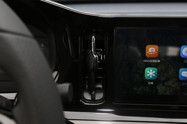 2020款新宝骏RC-5