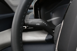 2020款新宝骏RC-5