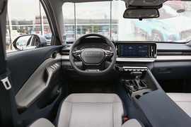 2020款新宝骏RC-5