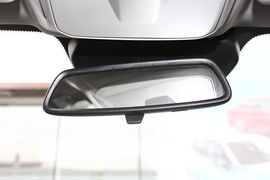 2020款新宝骏RC-5