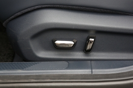 2020款新宝骏RC-5