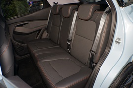 2020款新宝骏RS-3