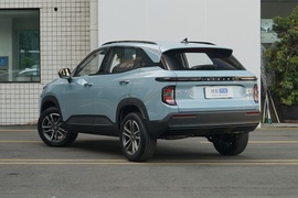 2020款新宝骏RS-3