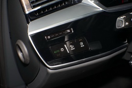 2019款奥迪A8L