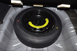 2012款长安悦翔V5