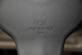 2012款长安悦翔V5