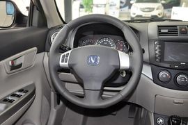2012款长安悦翔V5