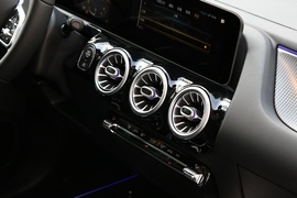 2020款奔驰GLA200