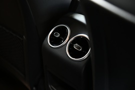 2020款奔驰GLA200